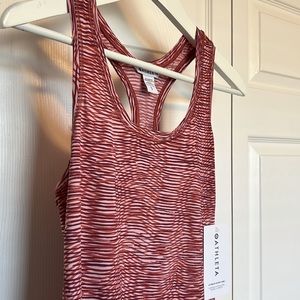 NWT Athleta Ultimate Scoop Tank - Size S